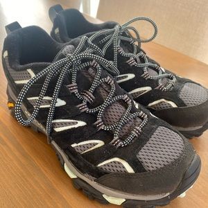 Merrell Women's Moab 2 Vent Hiking Shoes